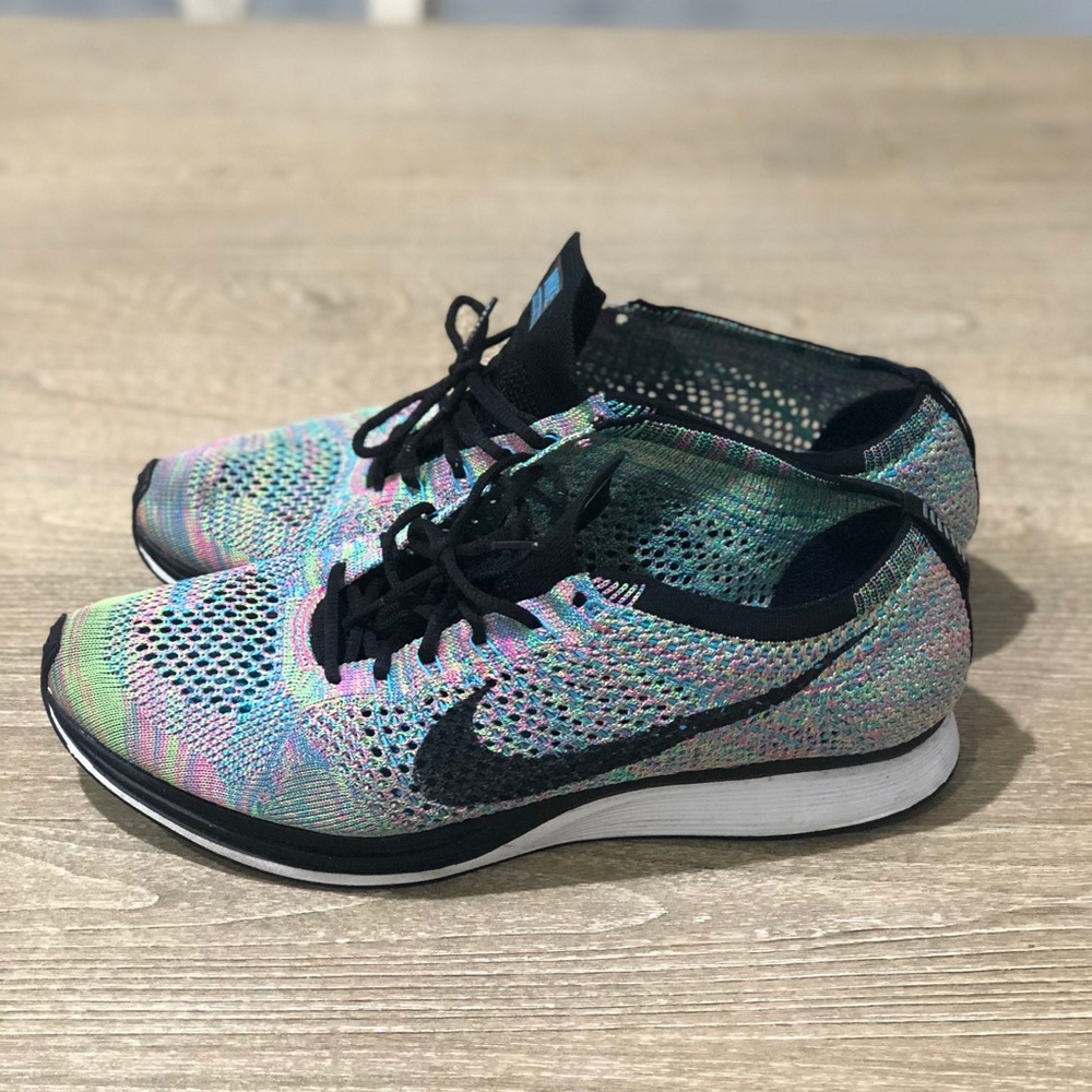 Nike Flyknit Racer Multi-Color men’s size 10.5